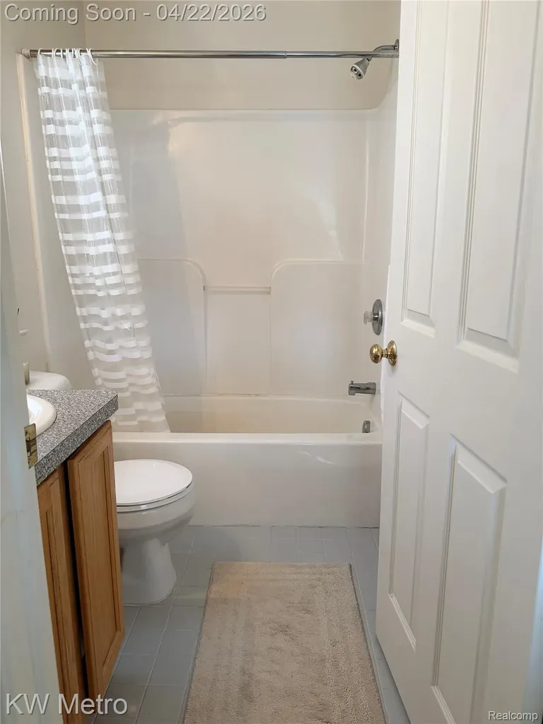 25409 Saint James Southfield City MI 48075