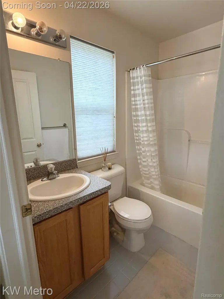 25409 Saint James Southfield City MI 48075