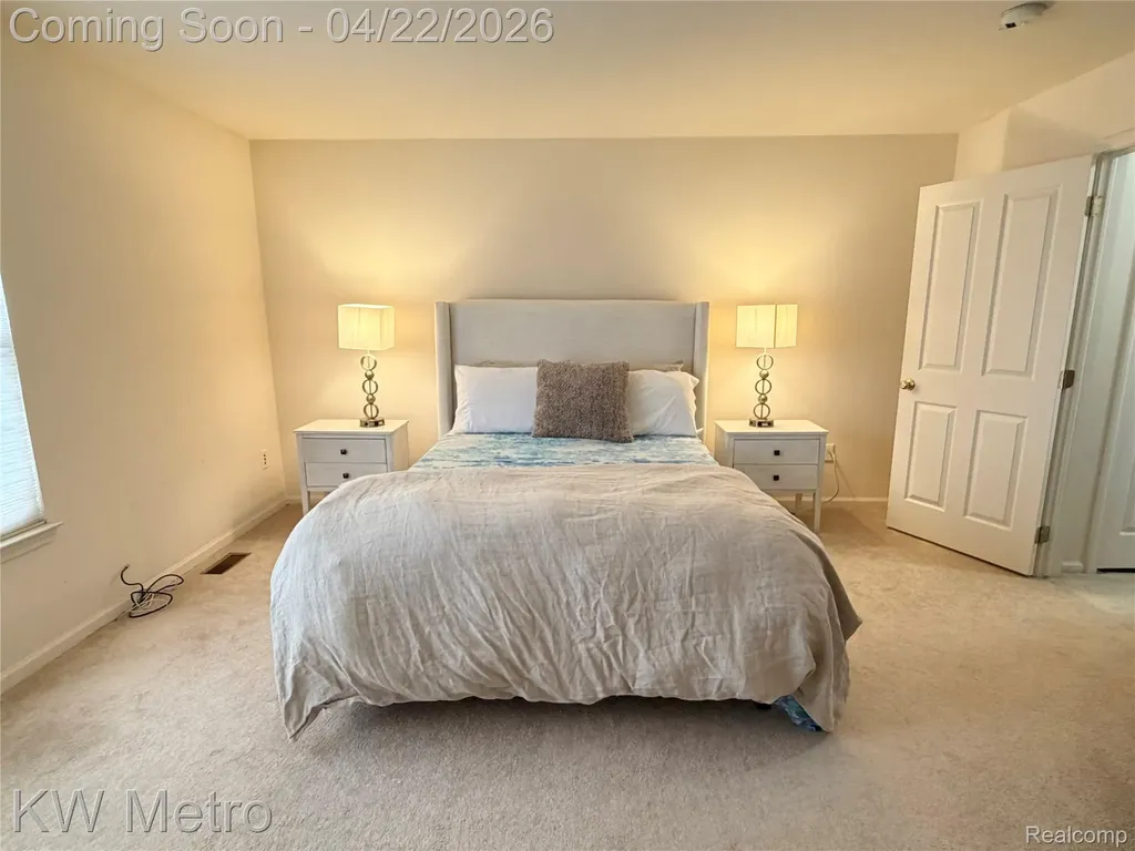 25409 Saint James Southfield City MI 48075
