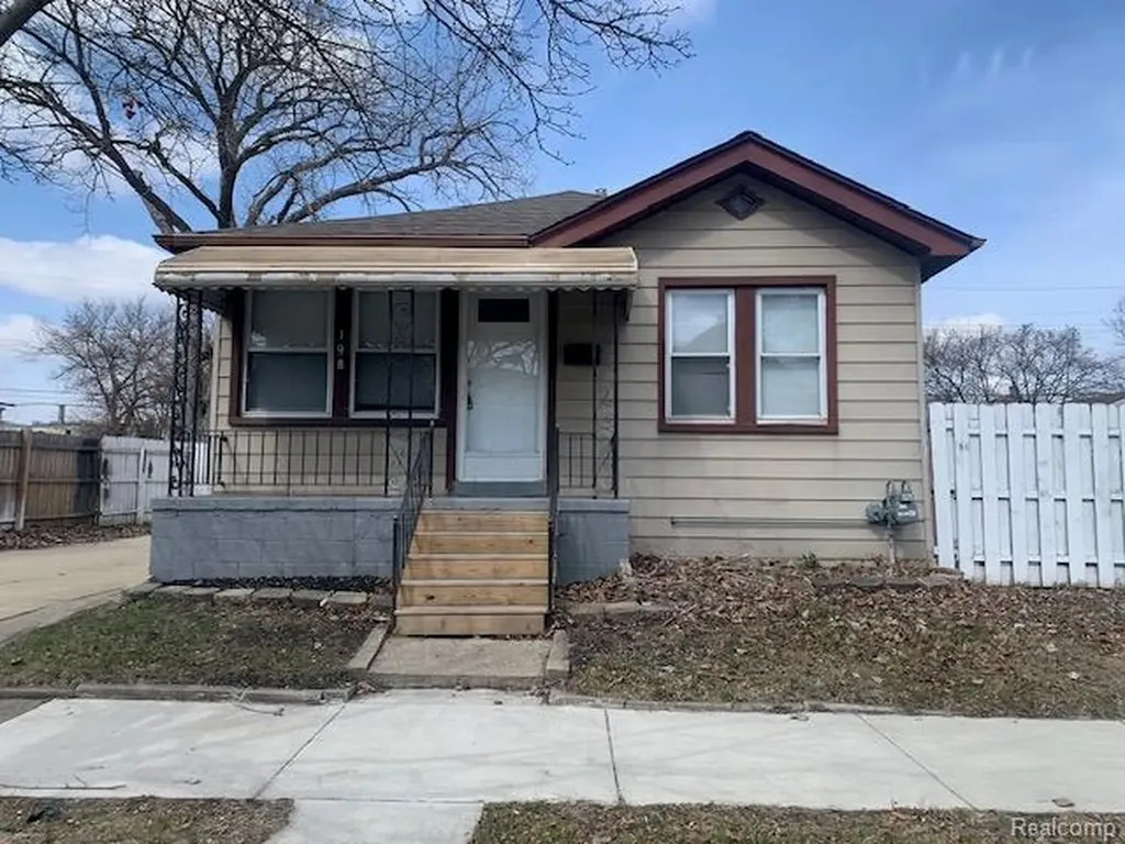 198 Fairmont Street River Rouge City MI 48218