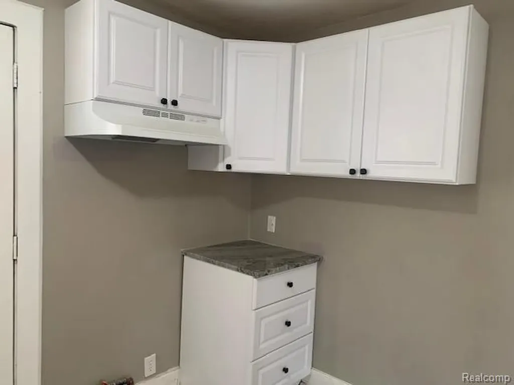 198 Fairmont Street River Rouge City MI 48218