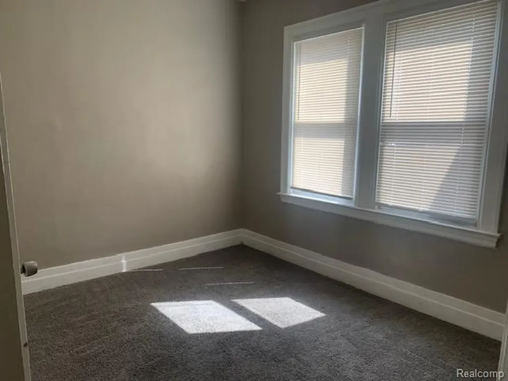 198 Fairmont Street River Rouge City MI 48218