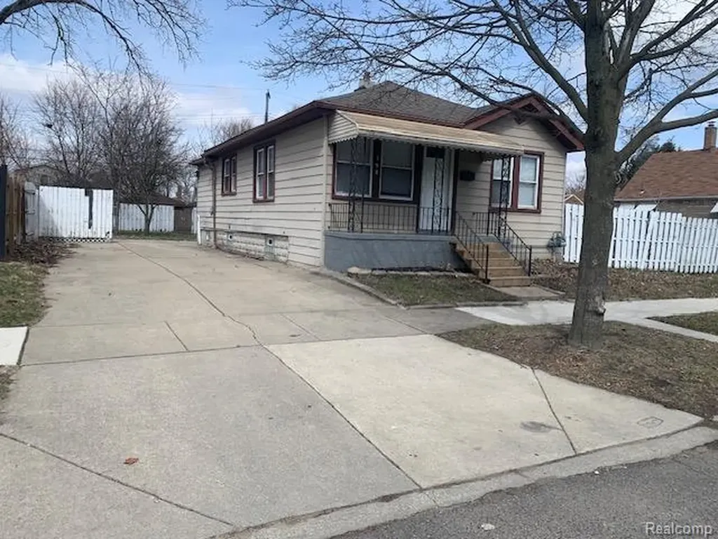 198 Fairmont Street River Rouge City MI 48218