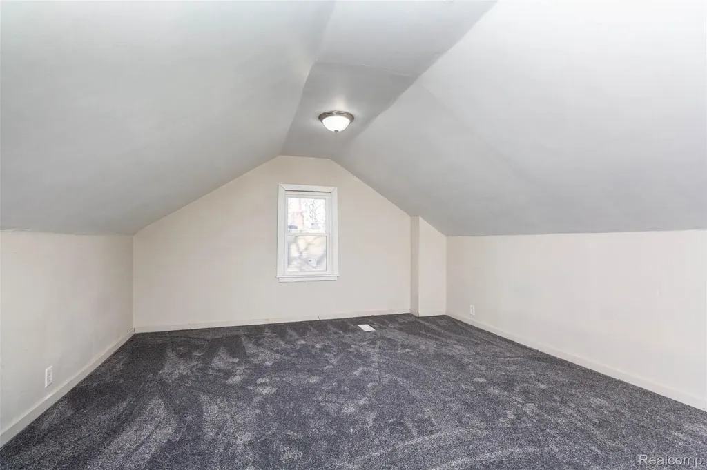 2261 Lawrence Street Detroit City MI 48206