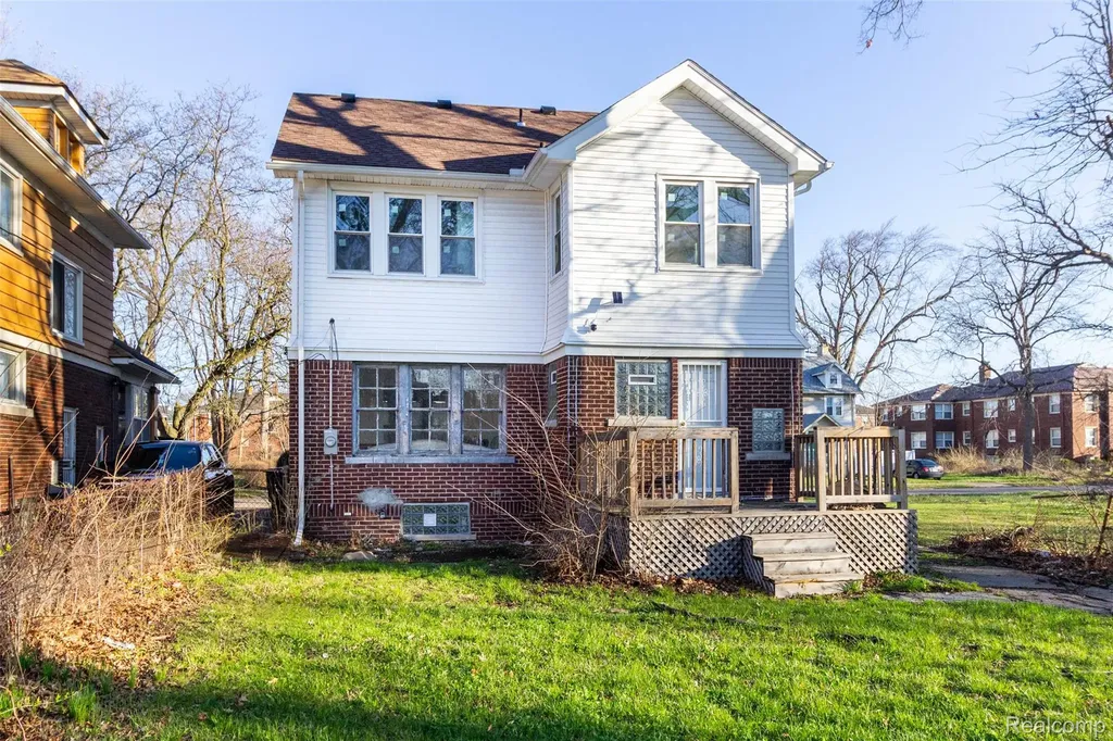 2261 Lawrence Street Detroit City MI 48206