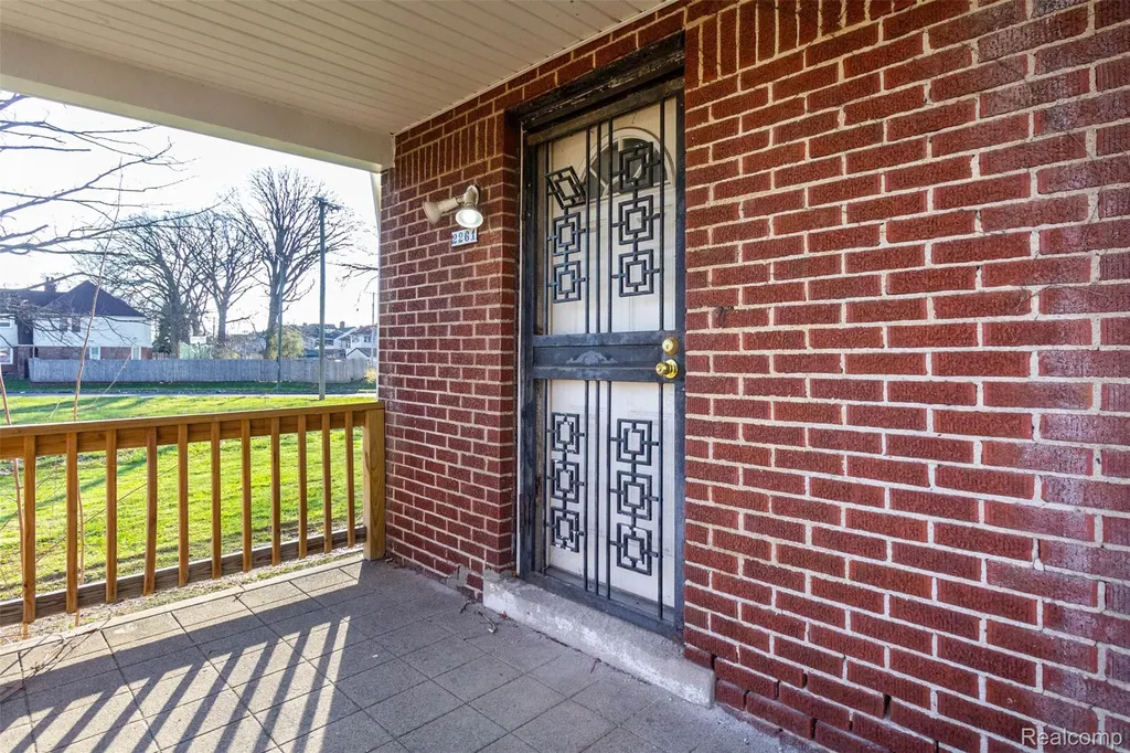 2261 Lawrence Street Detroit City MI 48206