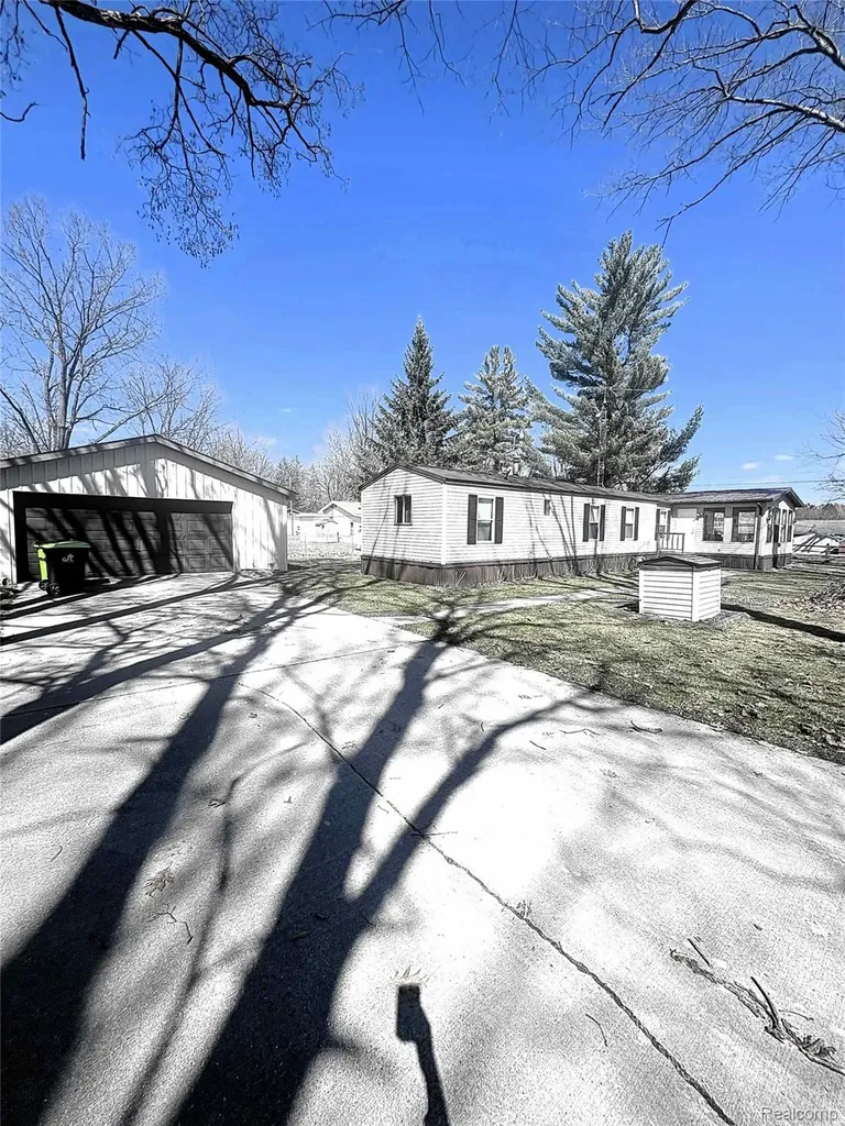 1125 Oakwood Street Billings Township MI 48612