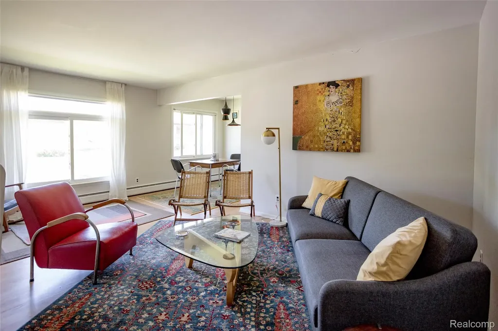 1550 Cherboneau Detroit City MI 48207