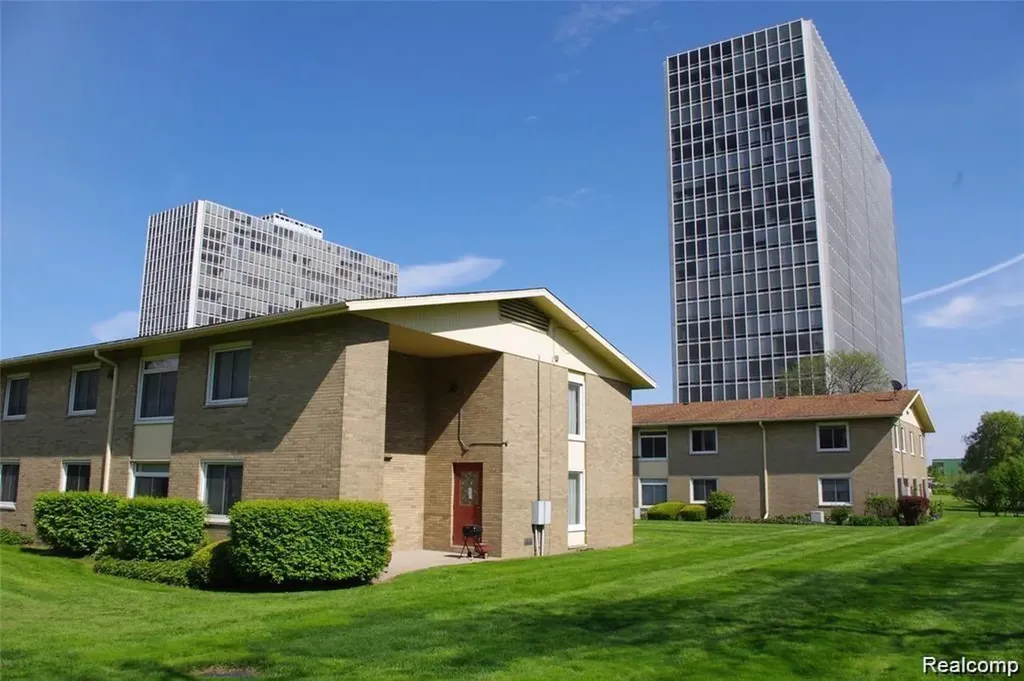 1550 Cherboneau Detroit City MI 48207