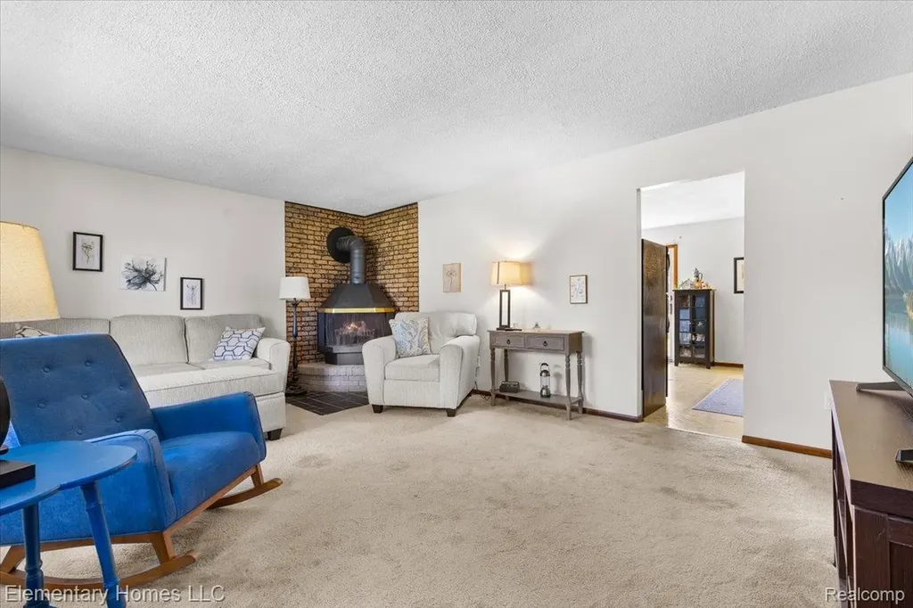 1650 Cove Road Wales Township MI 48027