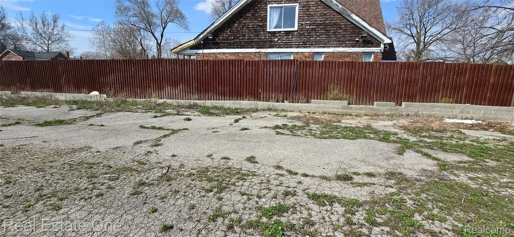 16000 W Warren Avenue Detroit City MI 48228