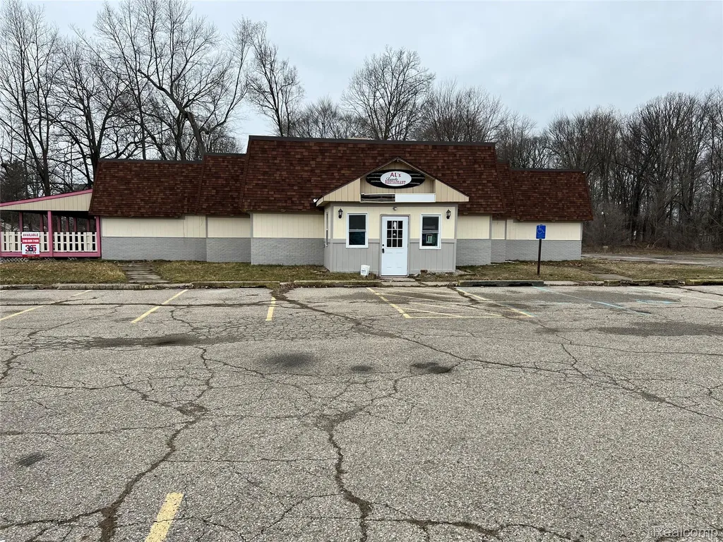 3457 N Genesee Road Genesee Charter Township MI 48506