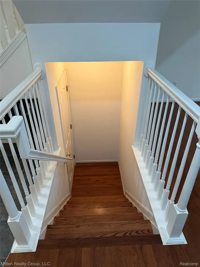 8025 Springdale Drive White Lake Charter Township MI 48386