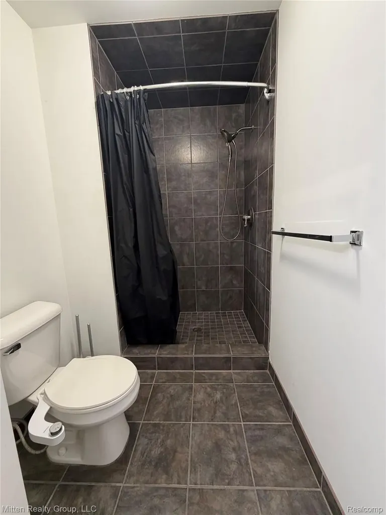 8025 Springdale Drive White Lake Charter Township MI 48386