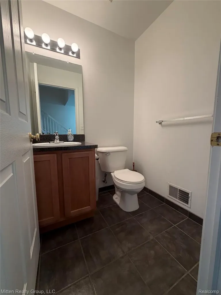 8025 Springdale Drive White Lake Charter Township MI 48386