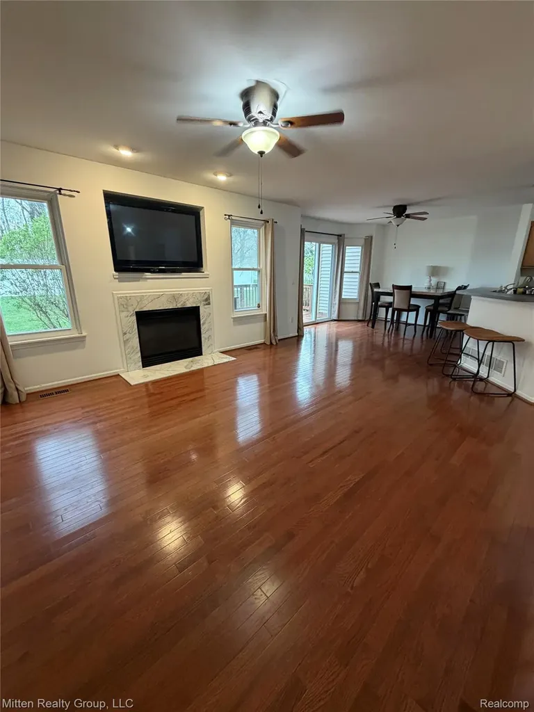 8025 Springdale Drive White Lake Charter Township MI 48386
