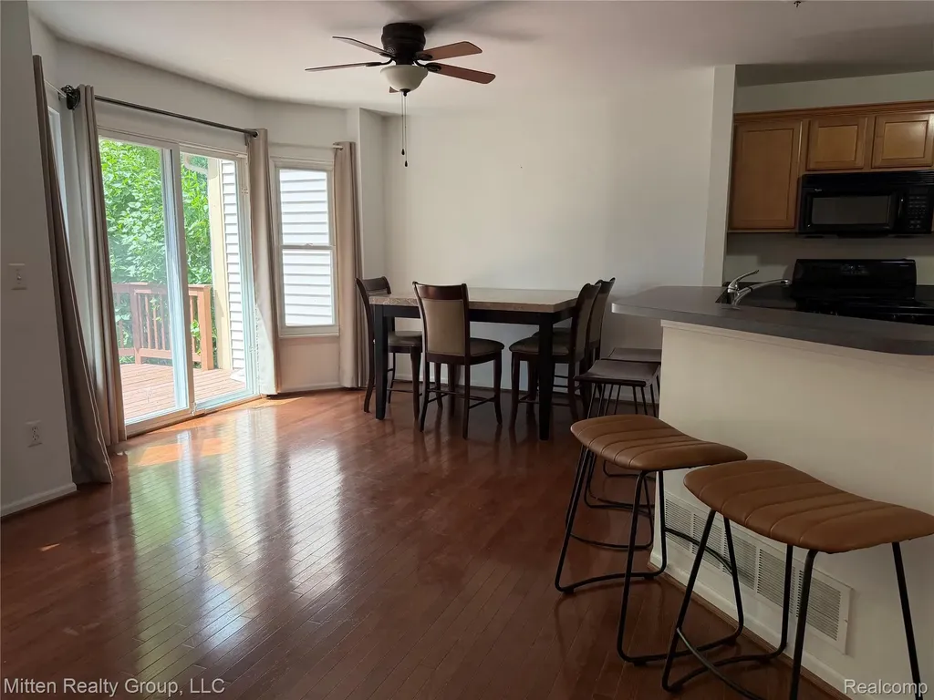 8025 Springdale Drive White Lake Charter Township MI 48386