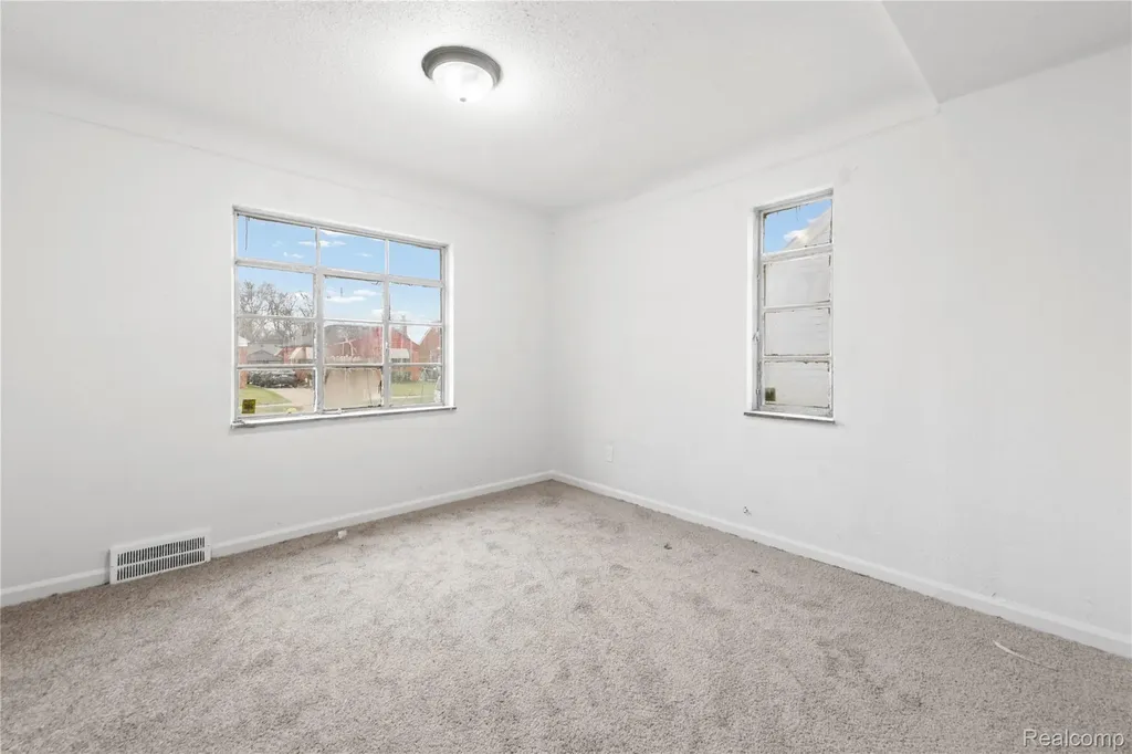 18734 Stahelin Avenue Detroit City MI 48219