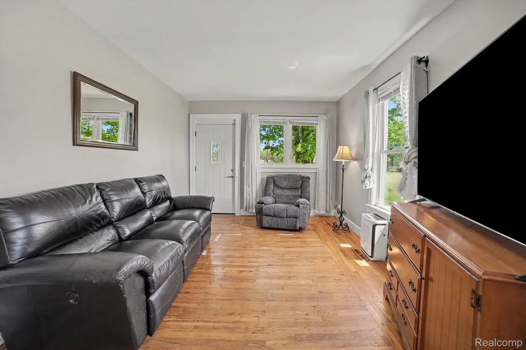4331 N Michigan Avenue Carrollton Township MI 48604