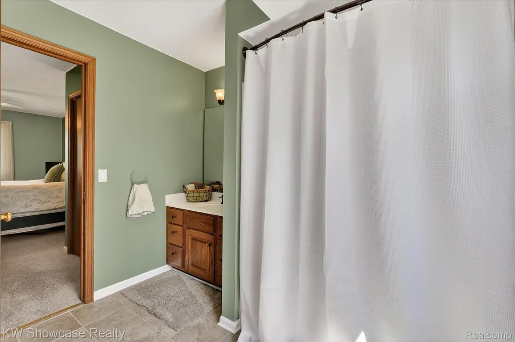 6626 Ridgeview Drive Independence Charter Township MI 48346