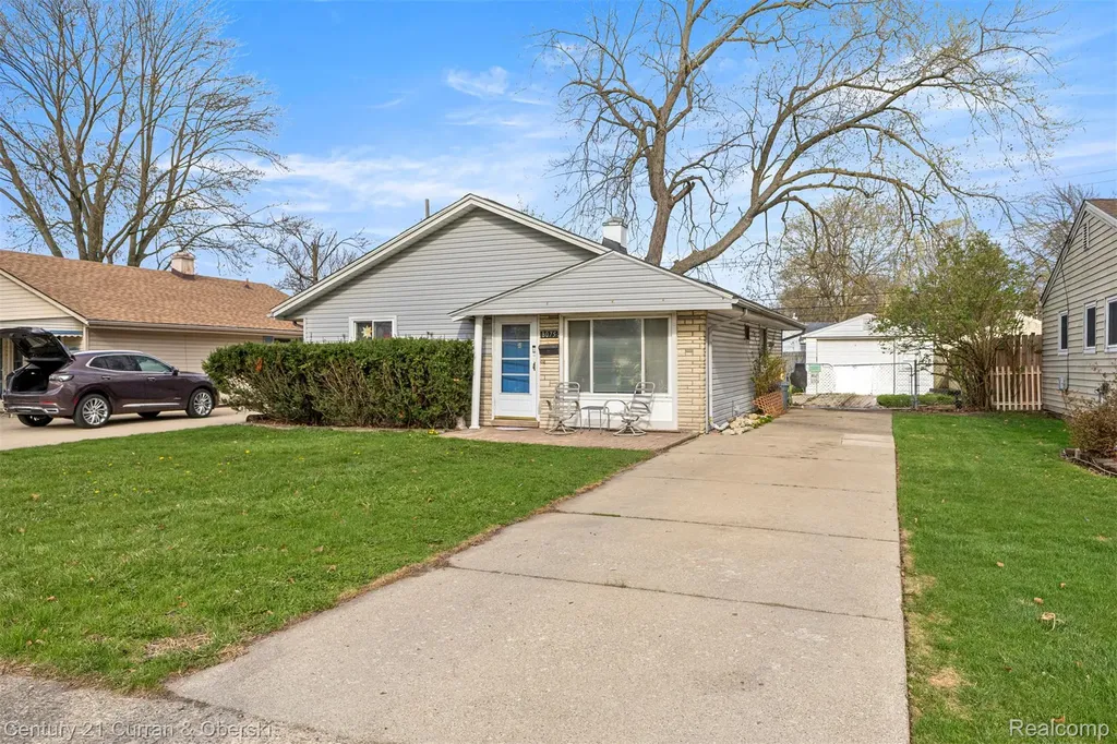 8075 William Street Taylor City MI 48180