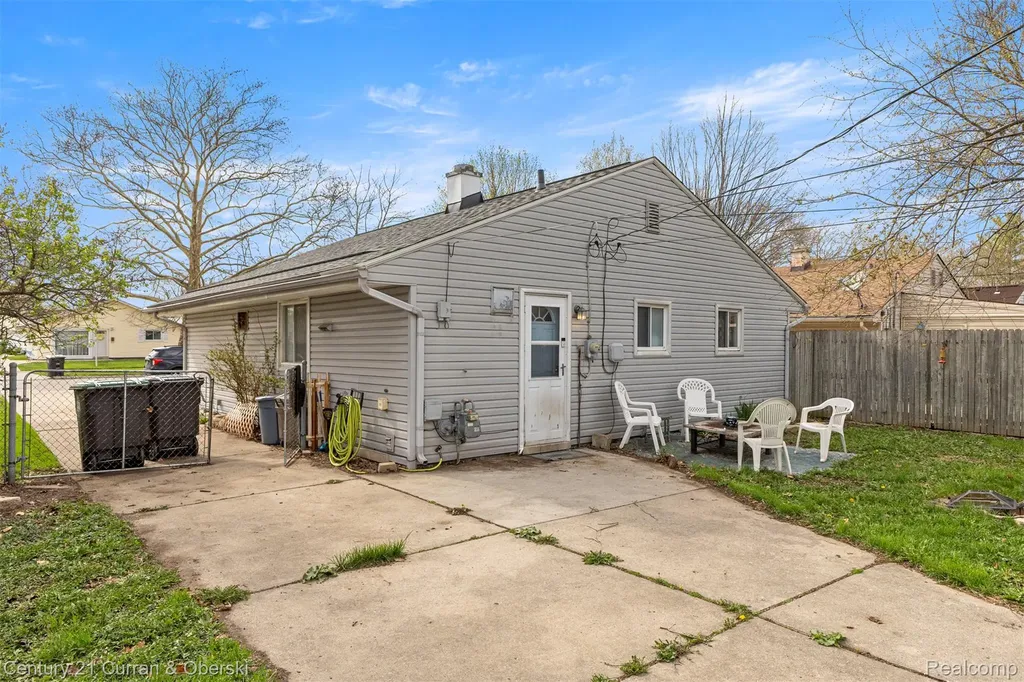 8075 William Street Taylor City MI 48180