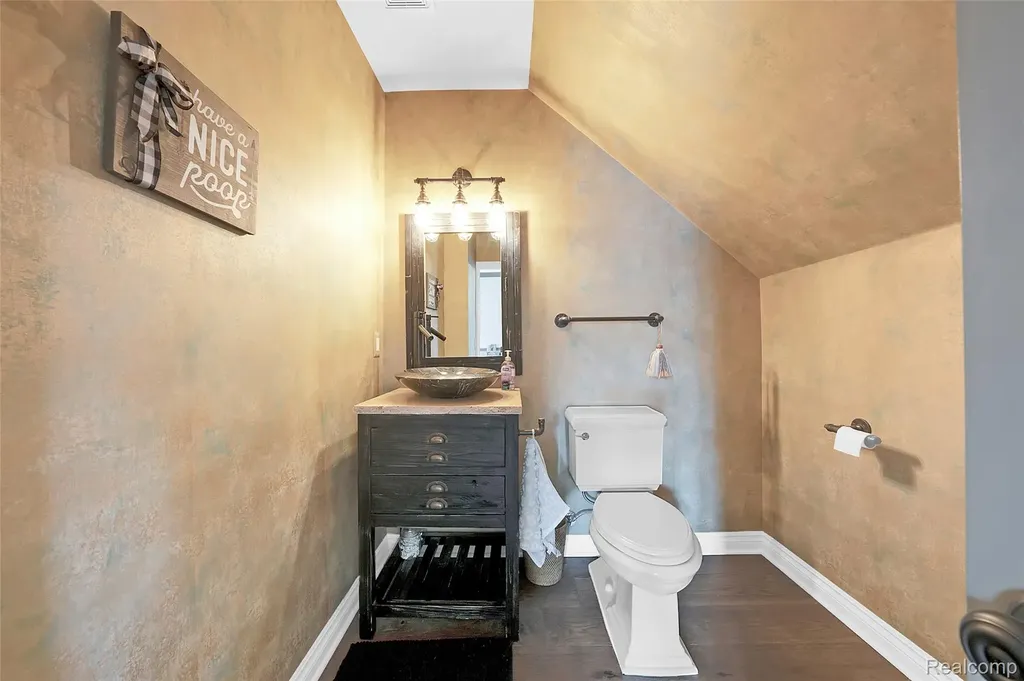 39611 Lakeshore Drive Harrison Charter Township MI 48045