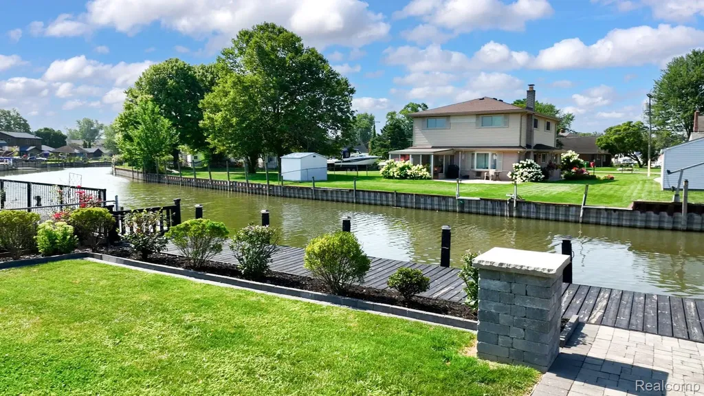 39611 Lakeshore Drive Harrison Charter Township MI 48045