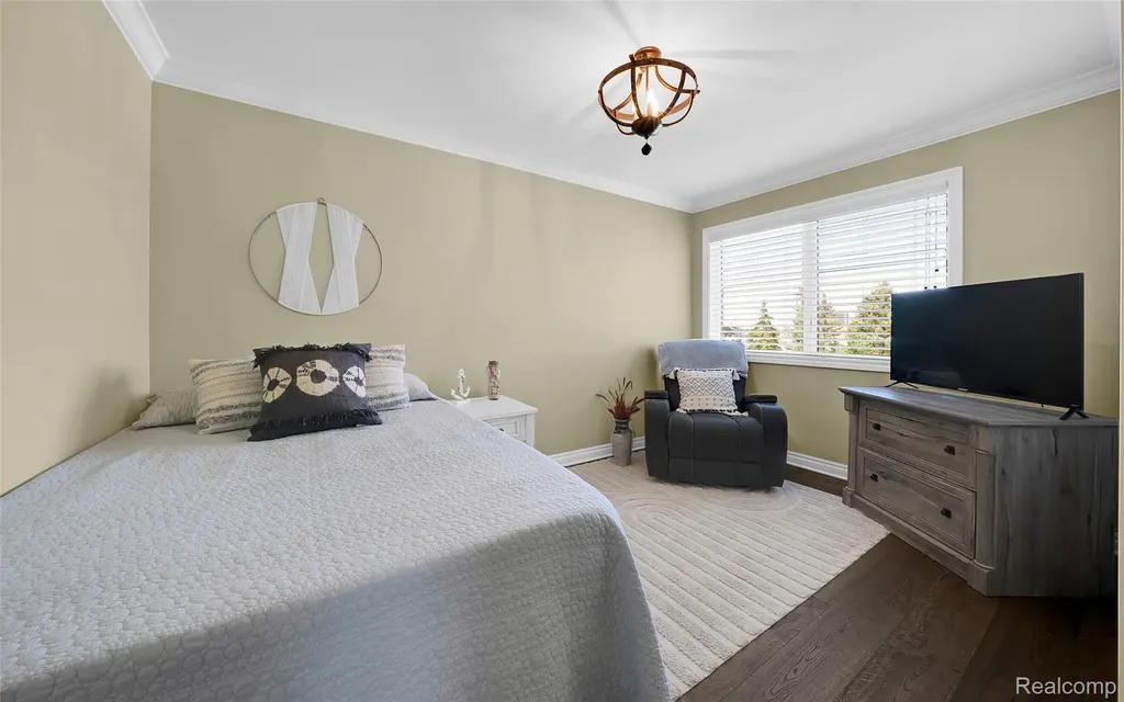 39611 Lakeshore Drive Harrison Charter Township MI 48045