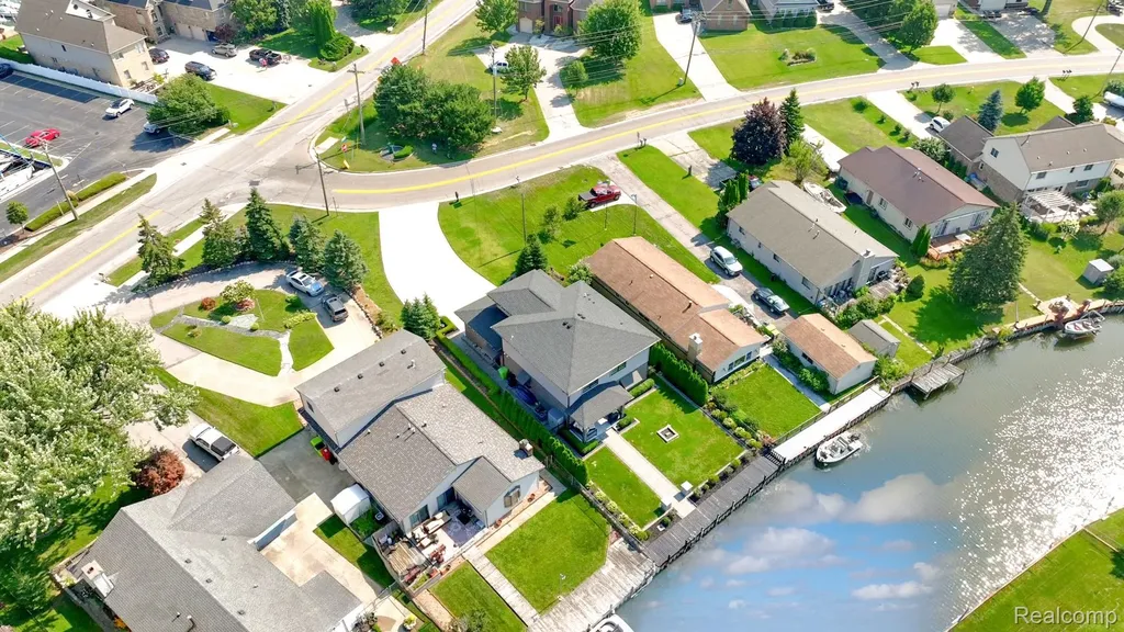39611 Lakeshore Drive Harrison Charter Township MI 48045