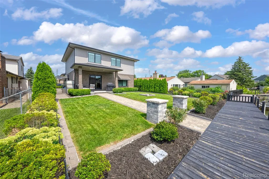 39611 Lakeshore Drive Harrison Charter Township MI 48045