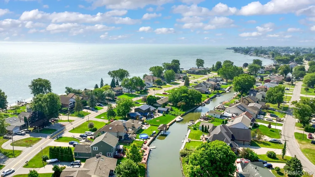 39611 Lakeshore Drive Harrison Charter Township MI 48045