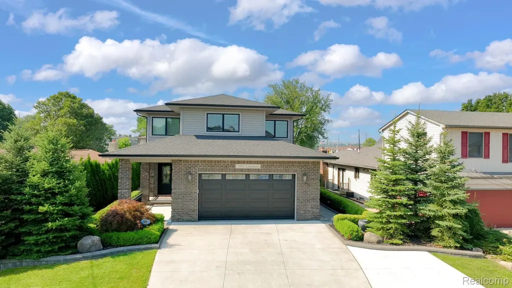 39611 Lakeshore Drive Harrison Charter Township MI 48045