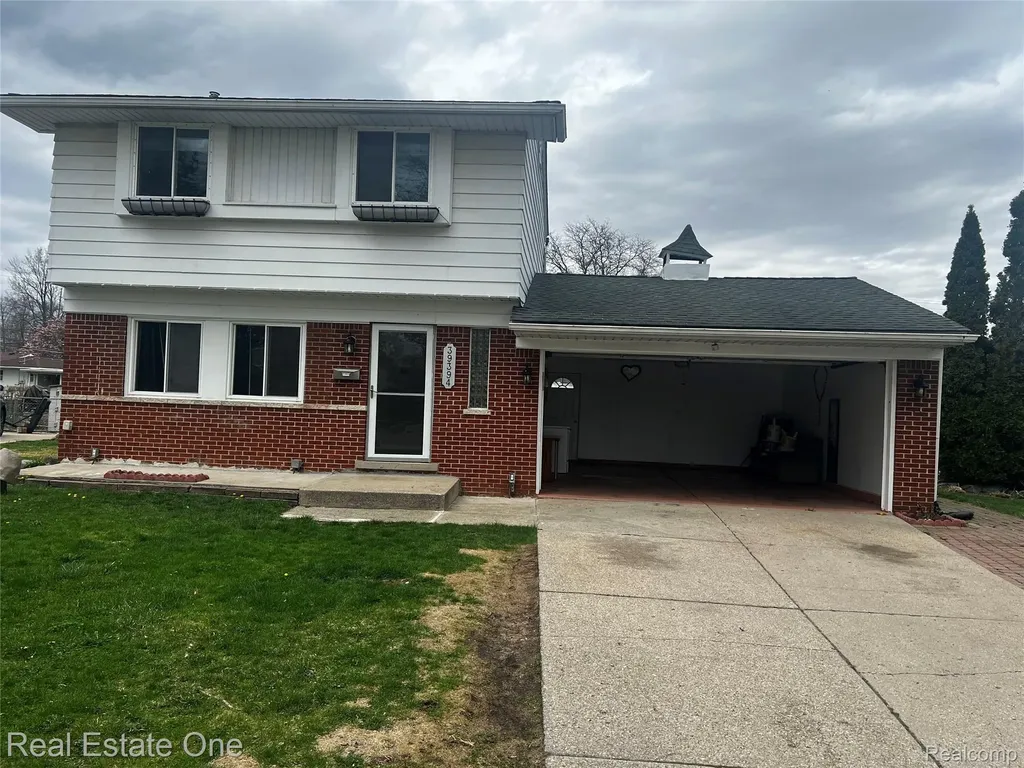 39394 Carrie Drive Sterling Heights City MI 48313