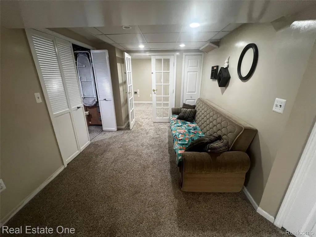 39394 Carrie Drive Sterling Heights City MI 48313