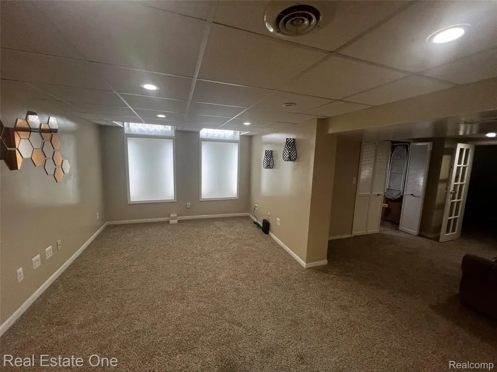 39394 Carrie Drive Sterling Heights City MI 48313
