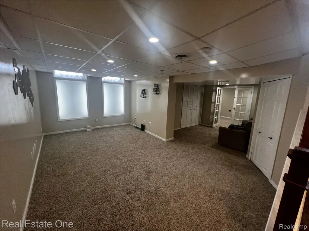 39394 Carrie Drive Sterling Heights City MI 48313