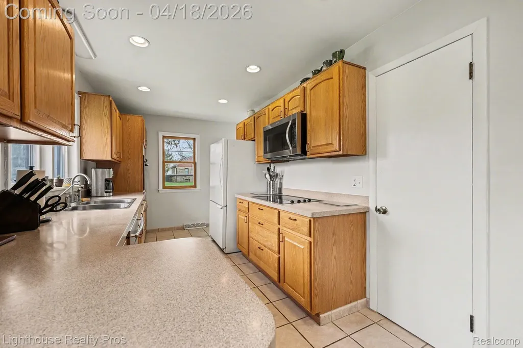 6405 King Road Spring Arbor Township MI 49283