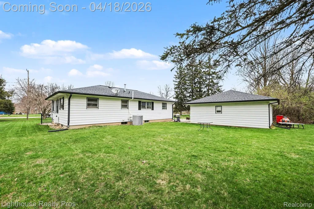 6405 King Road Spring Arbor Township MI 49283