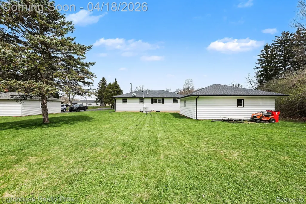 6405 King Road Spring Arbor Township MI 49283