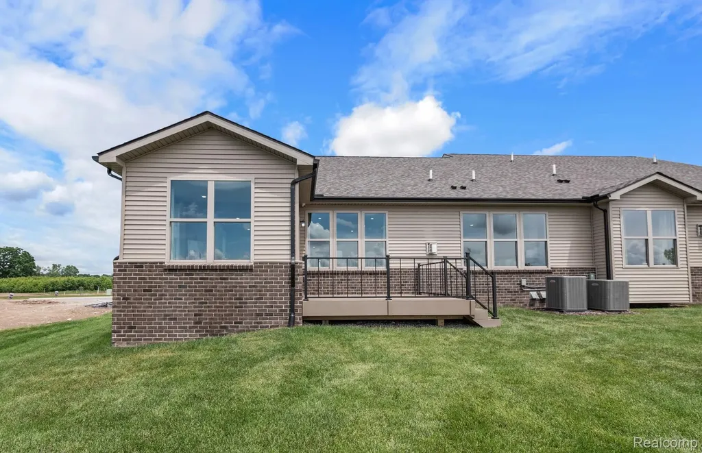 868 Kelpie Drive Pittsfield Charter Township MI 48108