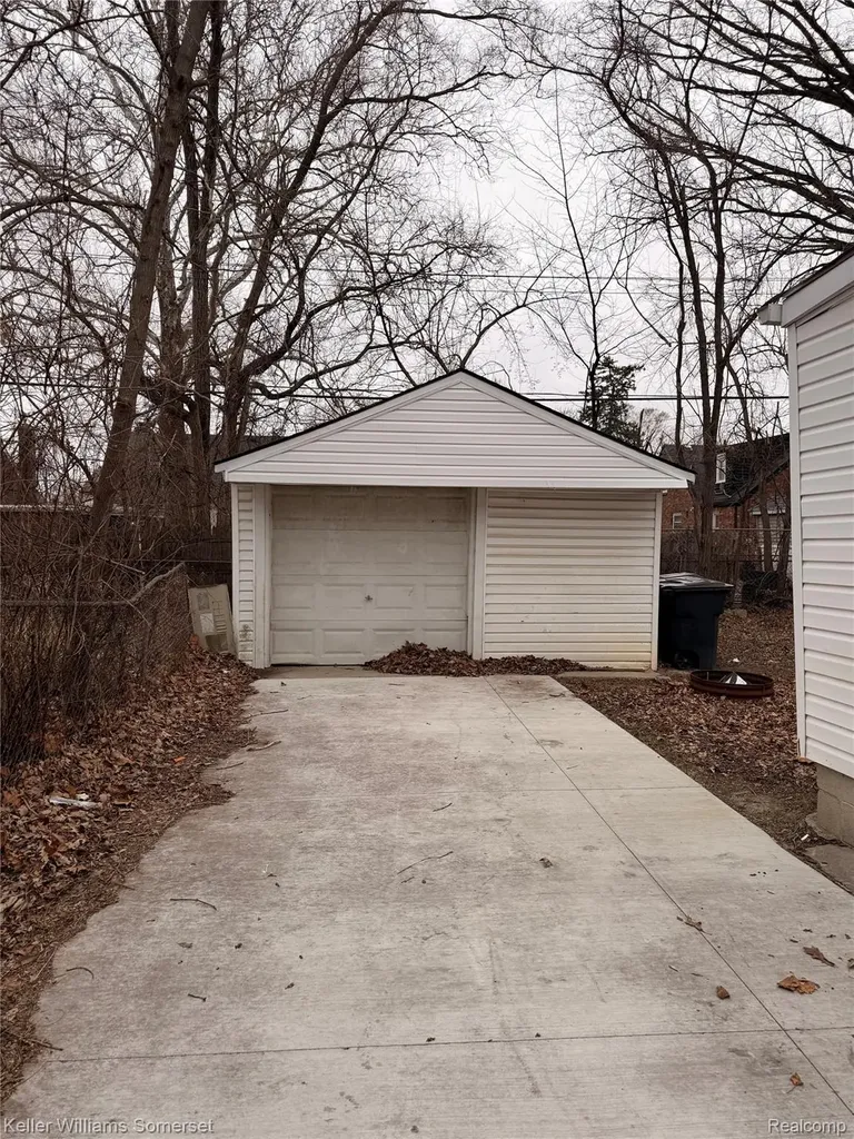 15891 Murray Hill Street Detroit City MI 48227