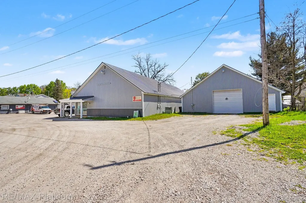 3552 Avon Street Hartland Township MI 48353