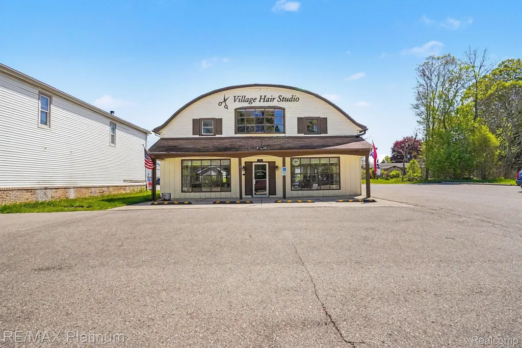 3552 Avon Street Hartland Township MI 48353