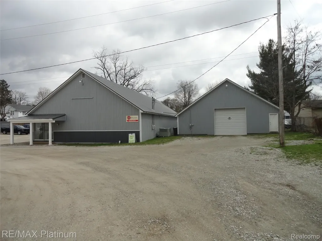 3552 Avon Street Hartland Township MI 48353