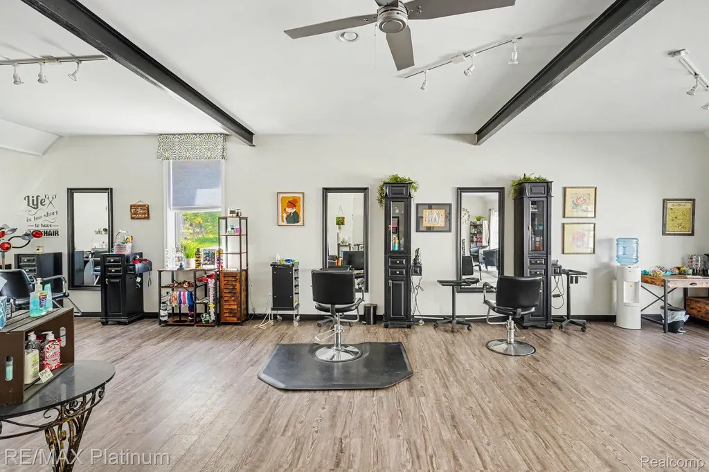 3552 Avon Street Hartland Township MI 48353