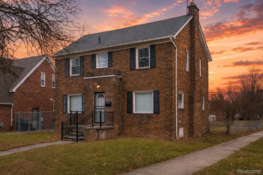 15375 Winthrop Street Detroit City MI 48227