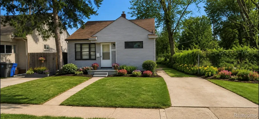 26147 Lehigh Street Inkster City MI 48141