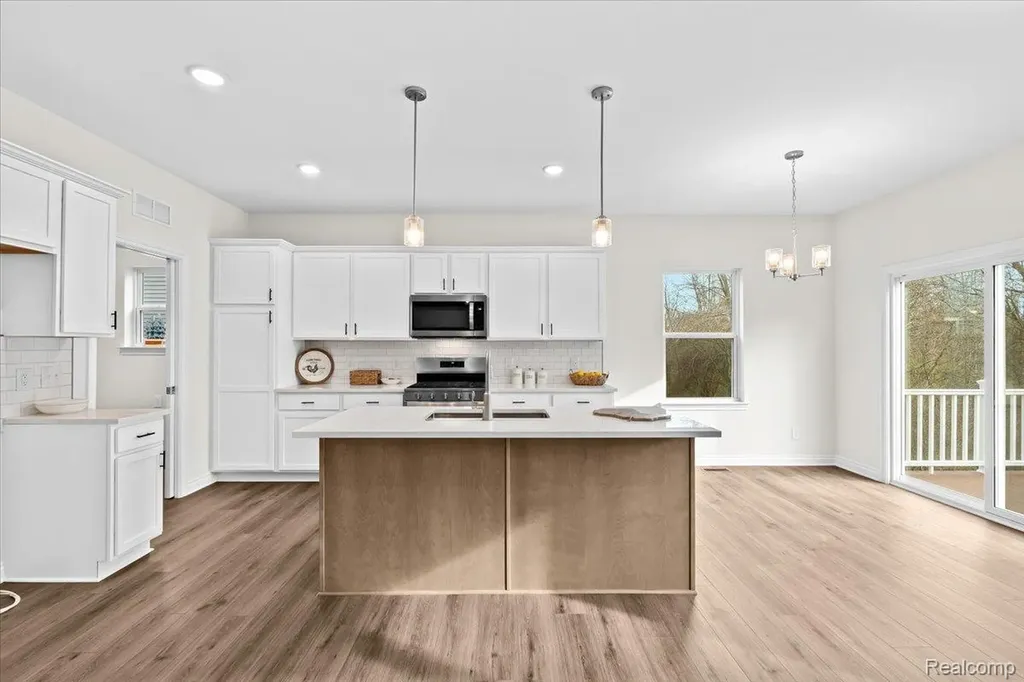 362 Jubilee Drive Northfield Township MI 48189
