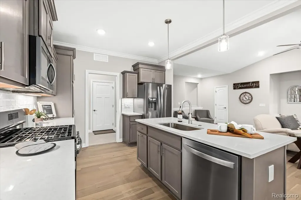 362 Jubilee Drive Northfield Township MI 48189